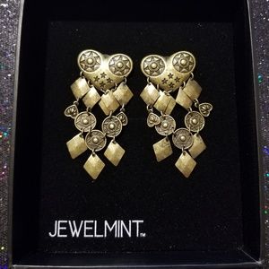 JEWELMINT Heart of Gold Earrings